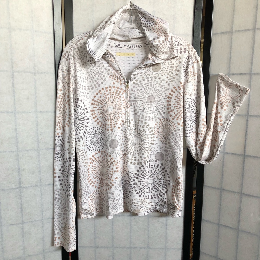 Women’s long sleeve mesh top w/hood